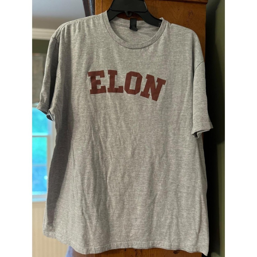 Elon University Mens XL Gray Gildan Softstyle Short Sleeve T-Shirt NCAA Maroon
